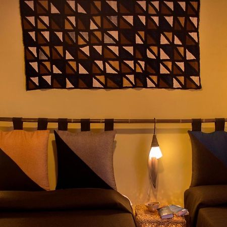 Dimora Dei Giganti Apartment Napoli Ngoại thất bức ảnh